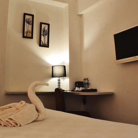Maven Fatmawati Hotel Giacarta Esterno foto