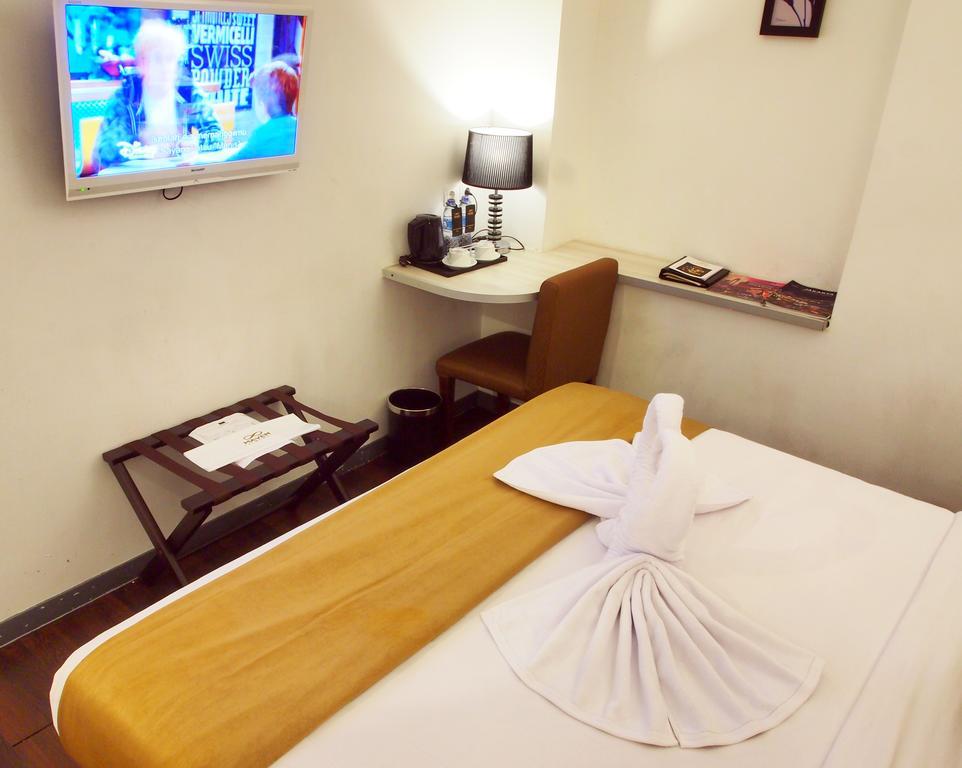 Maven Fatmawati Hotel Giacarta Camera foto