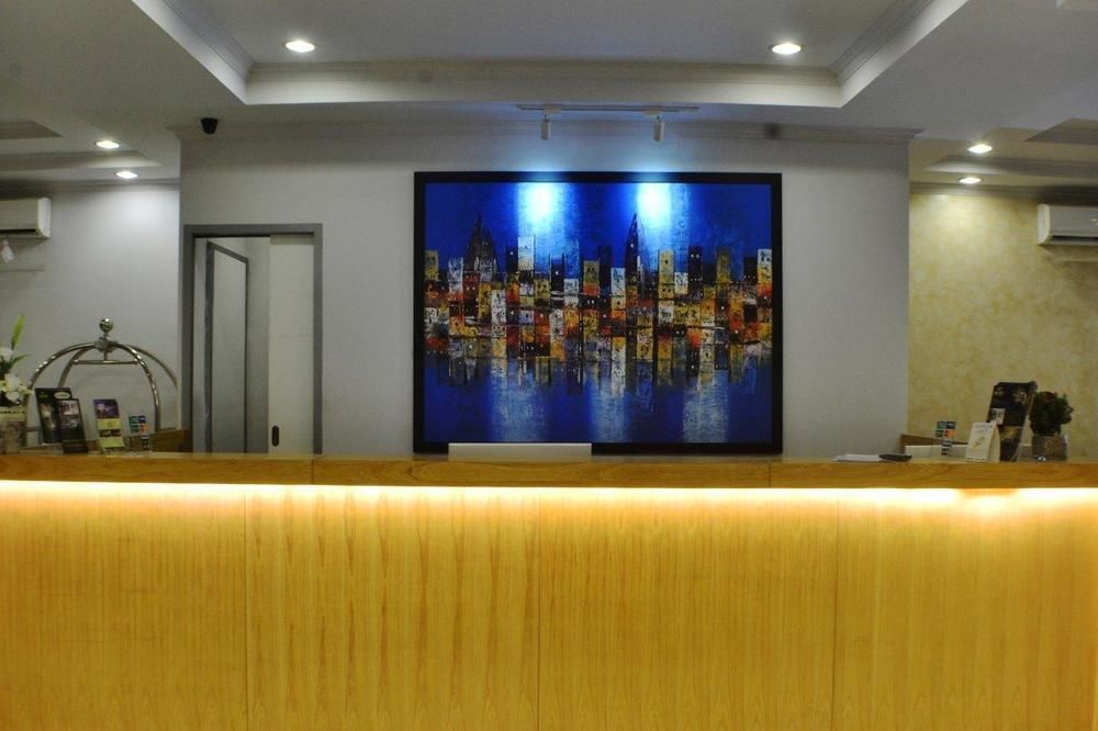 Maven Fatmawati Hotel Giacarta Esterno foto