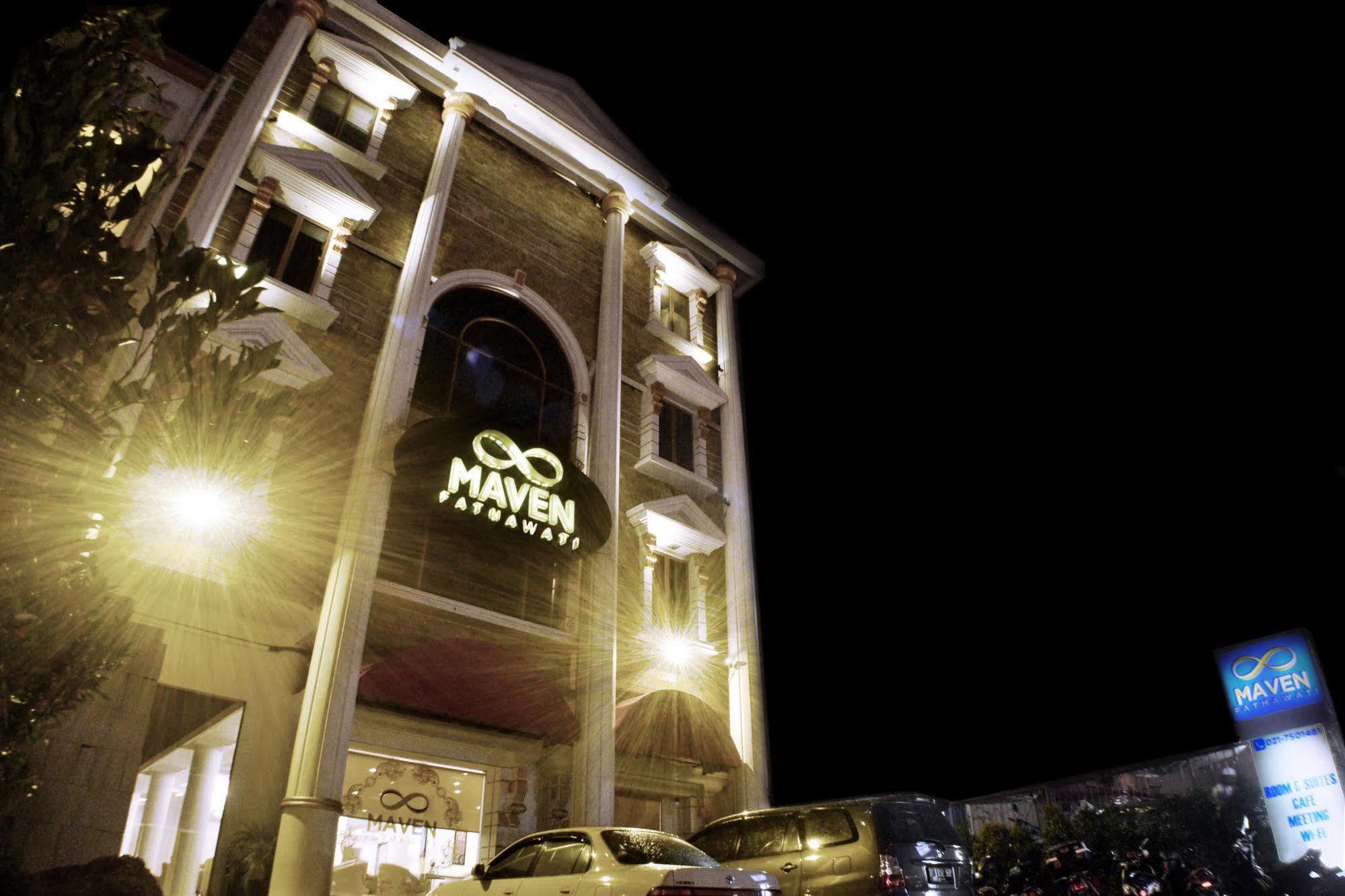 Maven Fatmawati Hotel Giacarta Esterno foto