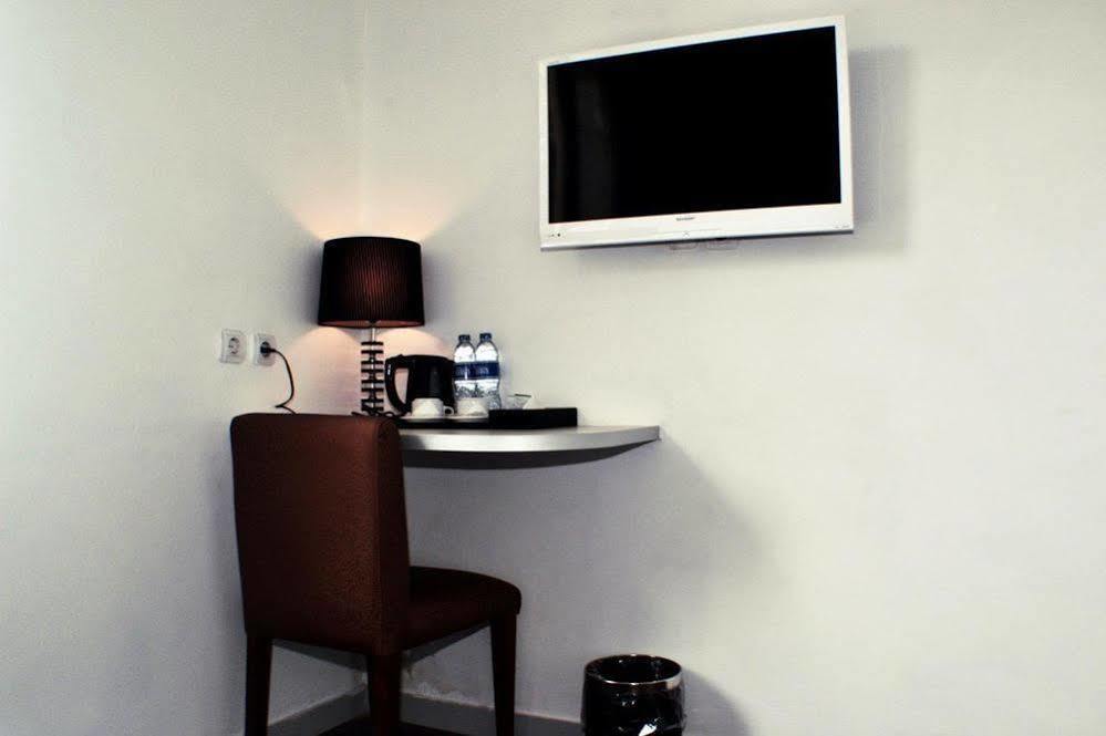 Maven Fatmawati Hotel Giacarta Esterno foto